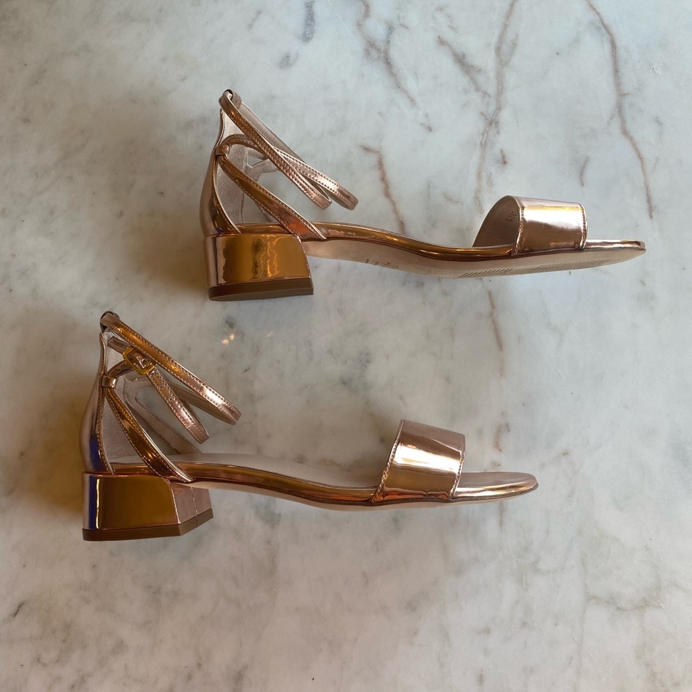Stuart Weitzman Peewee Beige Glass heels - Picture 2 of 8